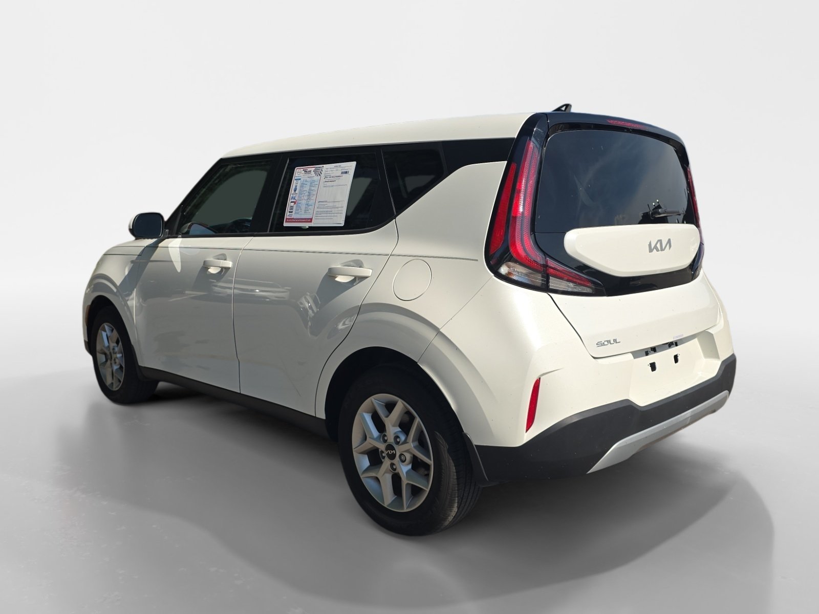 Used 2024 Kia Soul LX w/ Option Group 015 FWD video 3