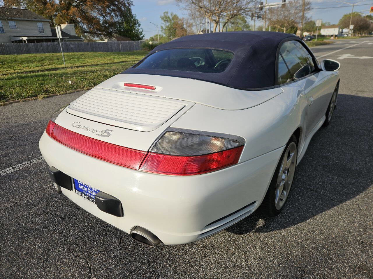 Used 2005 Porsche 911 Carrera 4S AWD/4WD image 6