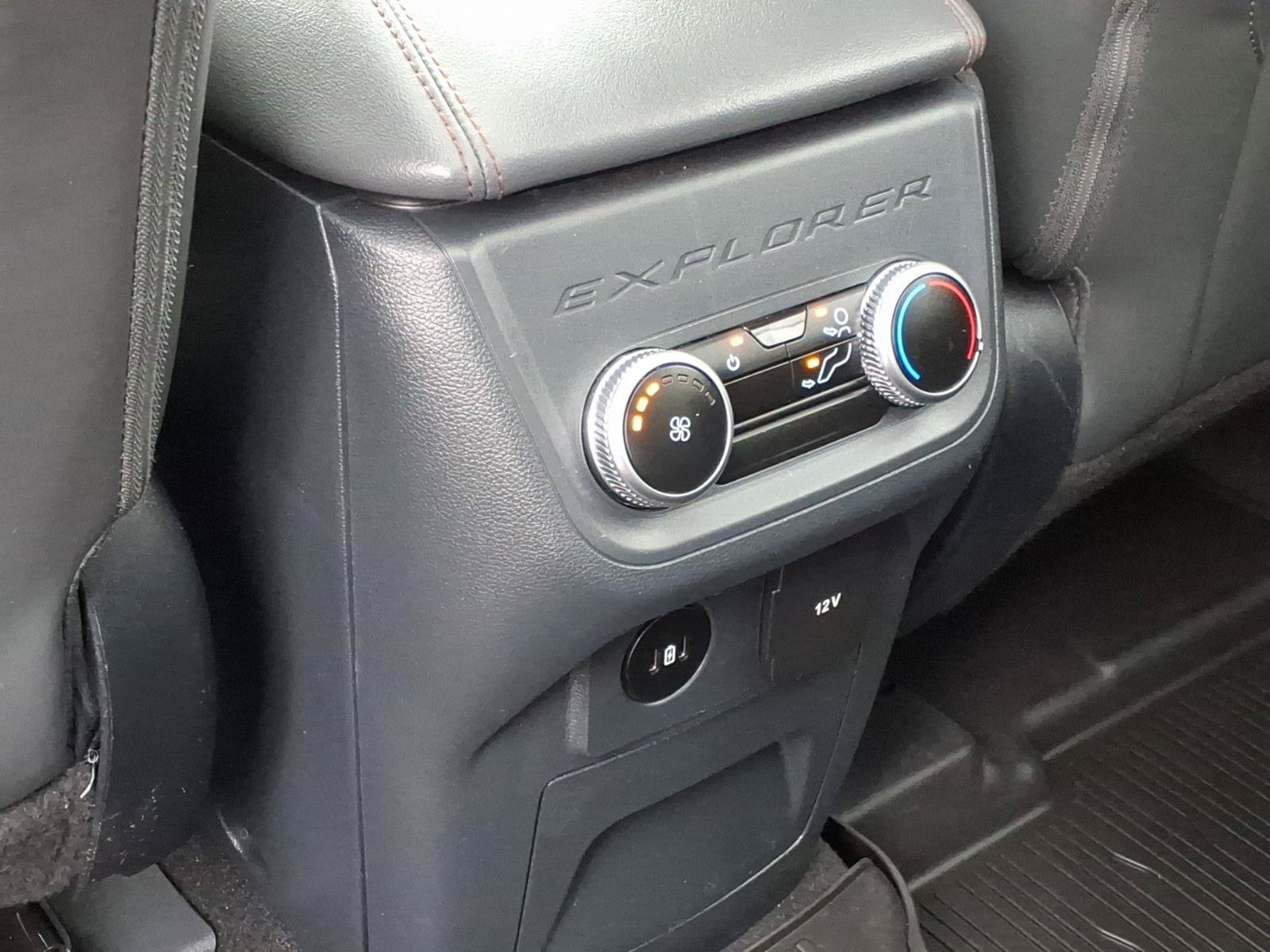 Certified 2025 Ford Explorer Active w/ Active Comfort Package AWD/4WD image 25