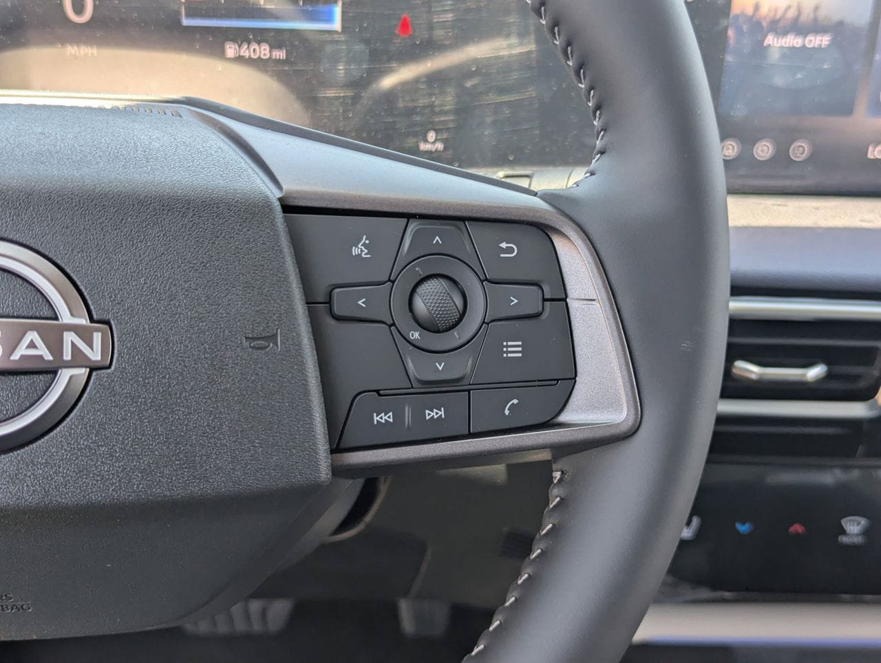 New 2026 Nissan Sentra SL w/ Floor Mat Package FWD image 25