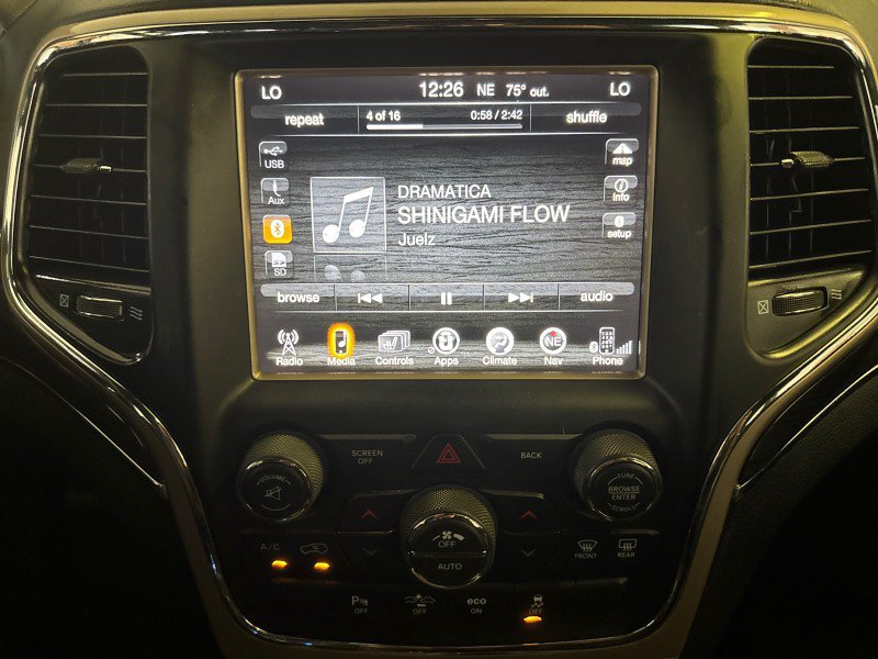 Used 2015 Jeep Grand Cherokee Overland w/ Advanced Technology Group AWD/4WD image 22