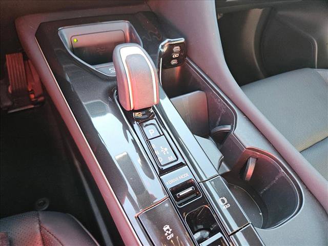 Used 2025 Toyota Crown Platinum image 17