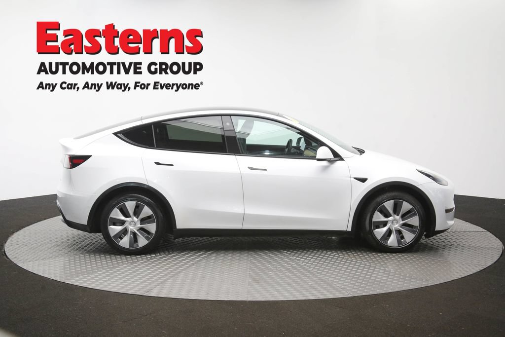 Used 2021 Tesla Model Y Long Range AWD/4WD image 39