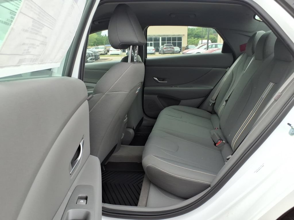 New 2026 Hyundai Elantra Sport FWD image 9