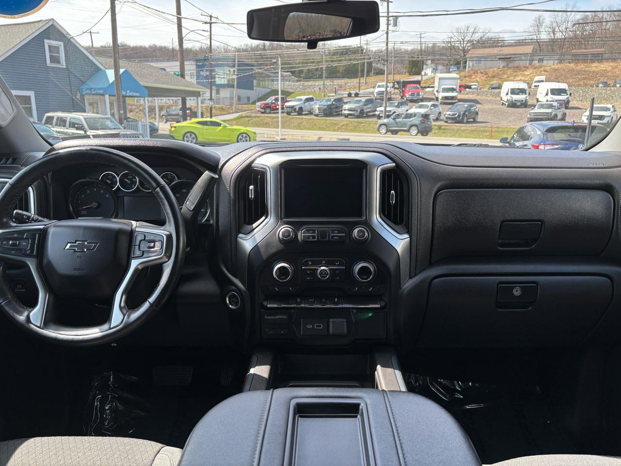 Used 2021 Chevrolet Silverado 1500 LT Trail Boss w/ Bed Protection Package image 27