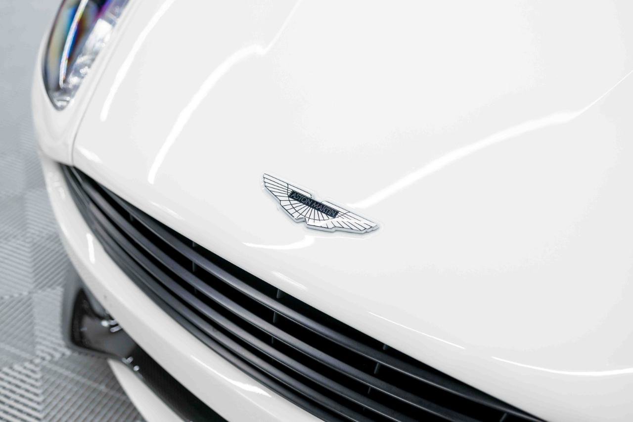 Used 2016 Aston Martin Vanquish Coupe image 13