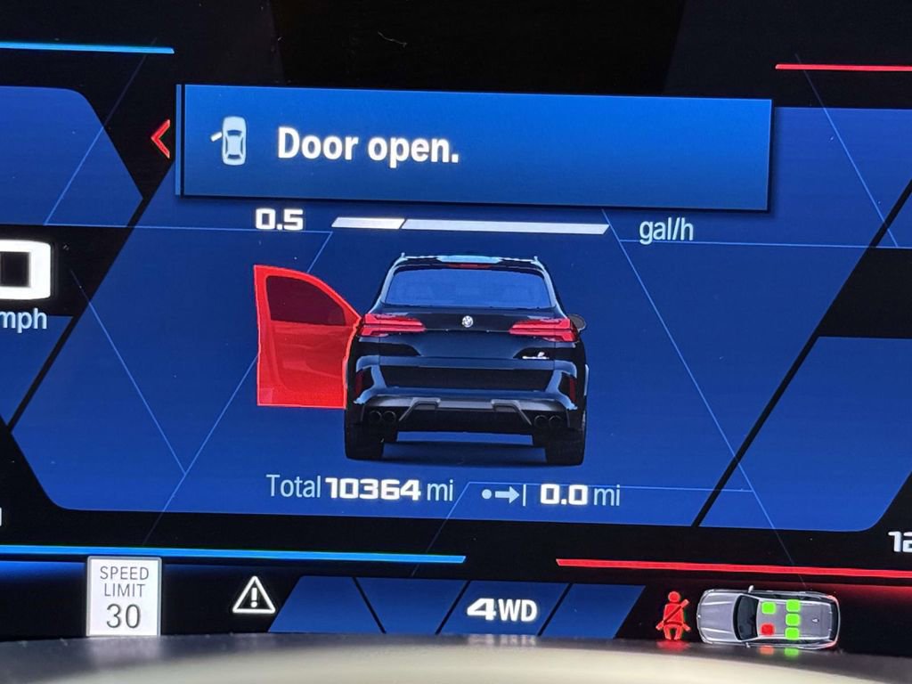 Used 2025 BMW X5 M Competition w/ Executive Package image 5