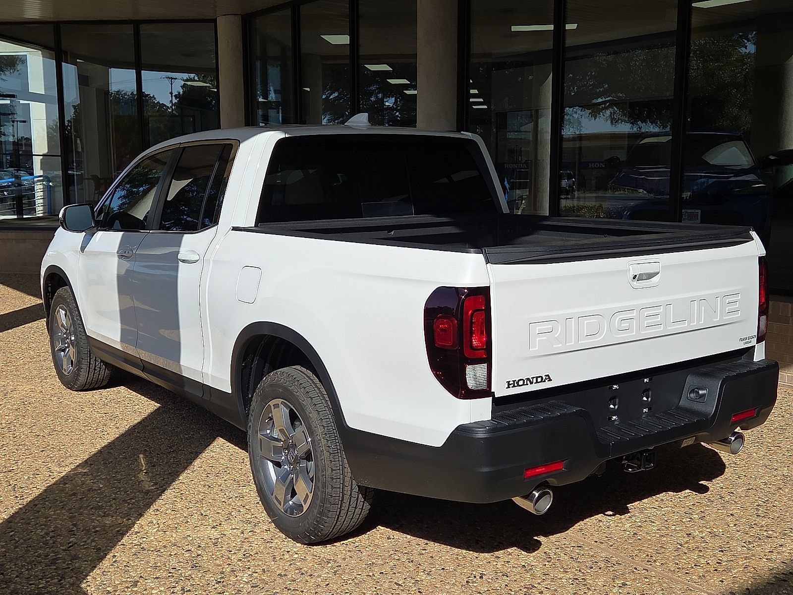 New 2026 Honda Ridgeline RTL image 2