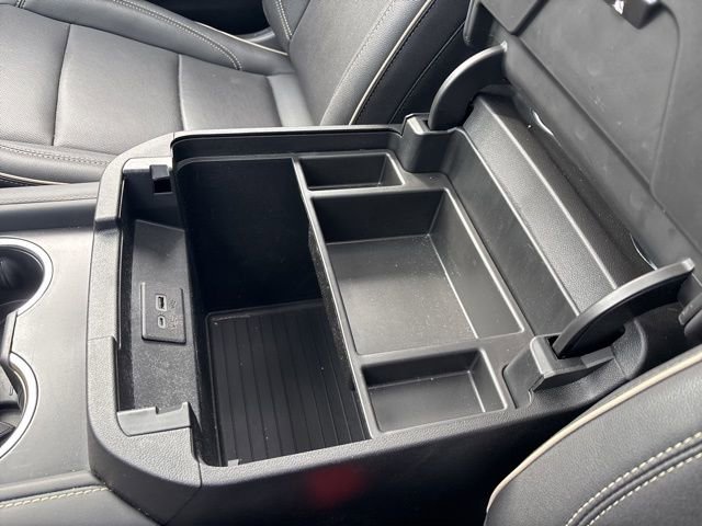 Used 2023 GMC Yukon SLT image 29