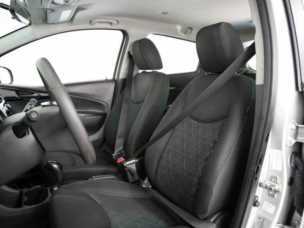 Used 2021 Chevrolet Spark LT FWD image 41