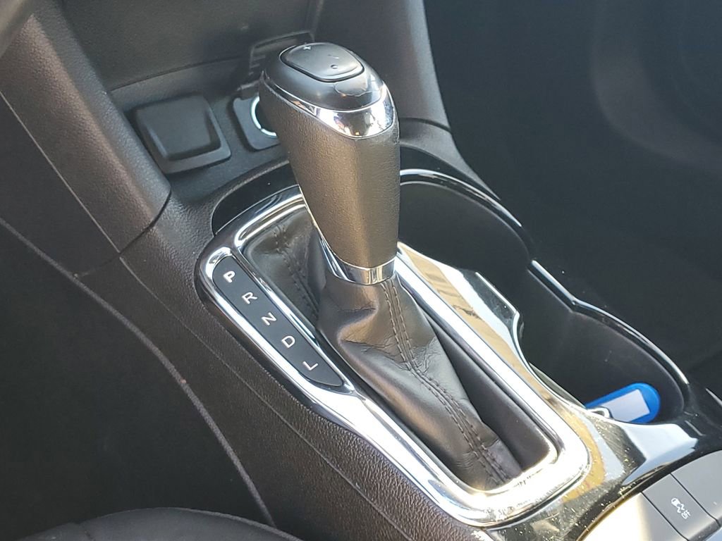 Used 2017 Chevrolet Cruze Premier image 33