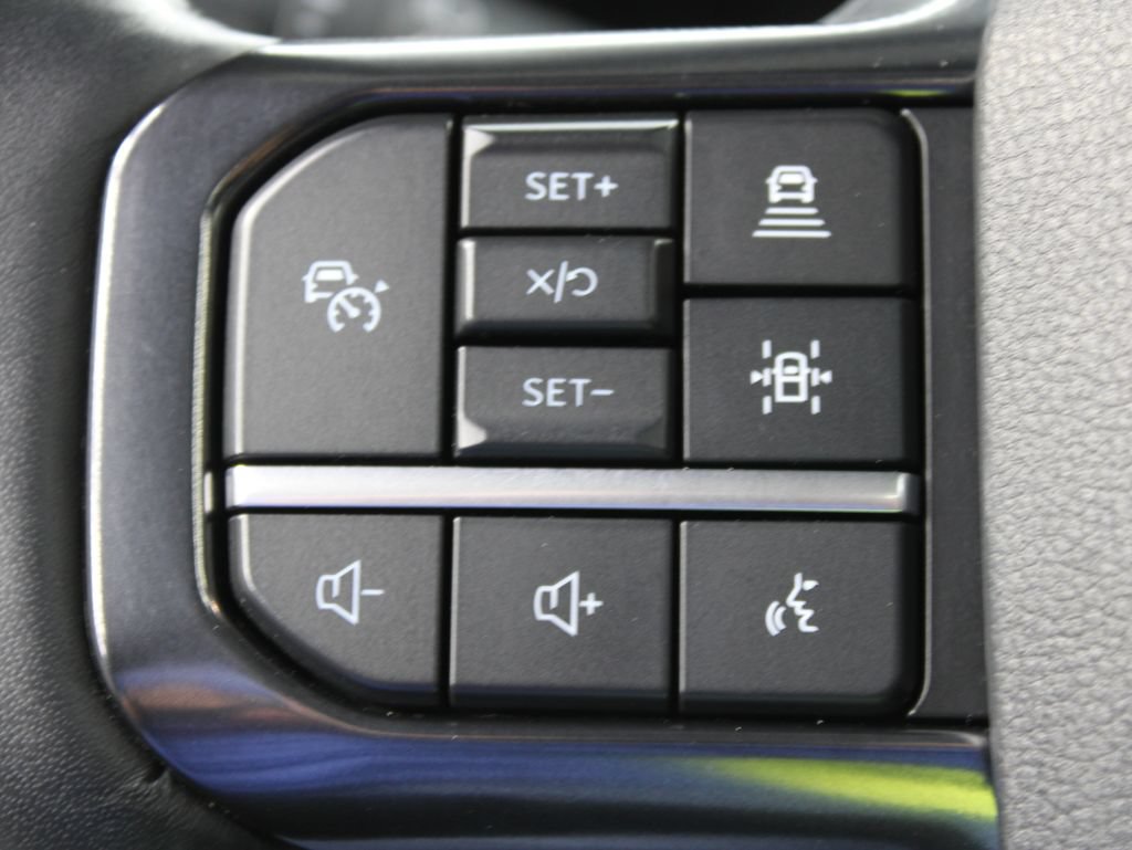 Used 2026 Ford F250 Platinum w/ FX4 Off-Road Package AWD/4WD image 67