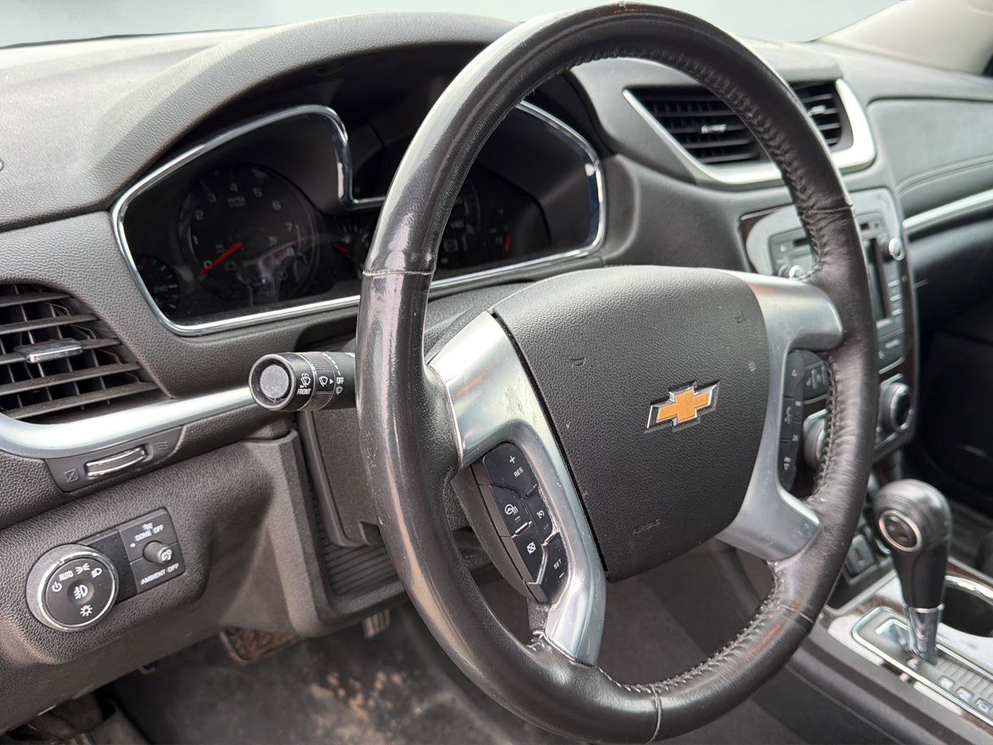 Used 2017 Chevrolet Traverse Premier AWD/4WD image 11