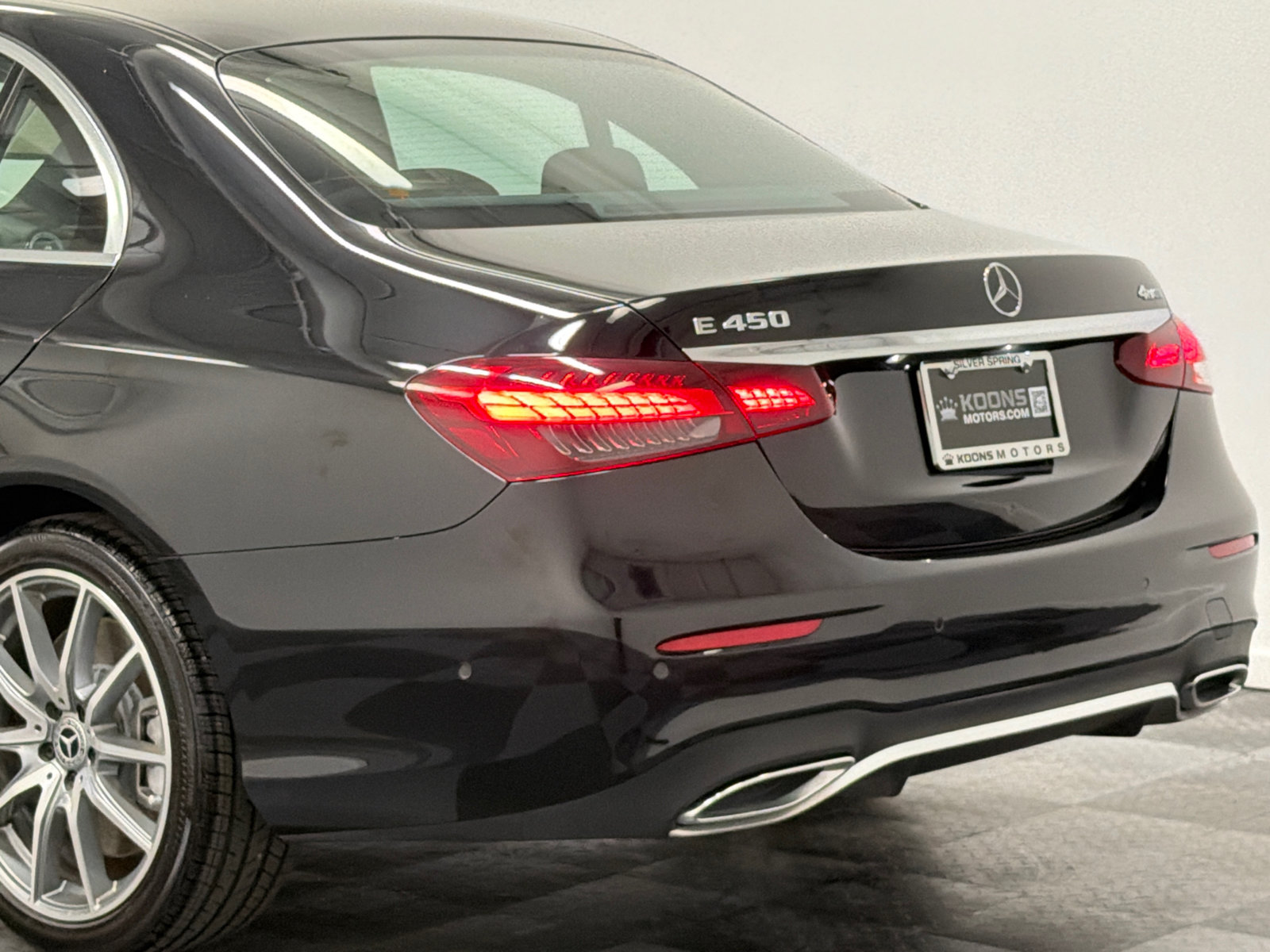 Used 2022 Mercedes-Benz E 450 4MATIC Sedan image 7