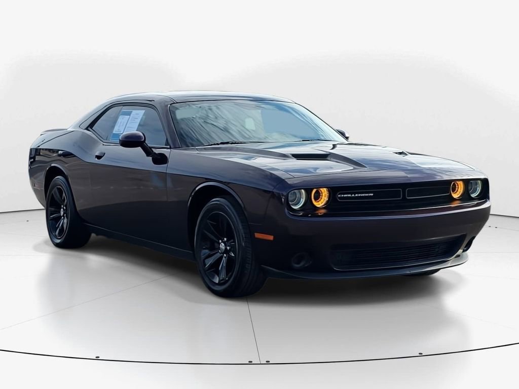 Used 2021 Dodge Challenger SXT w/ Cold Weather Group video 2