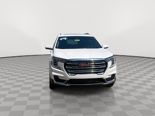 Certified 2022 GMC Terrain SLT w/ Infotainment Package II FWD image 4