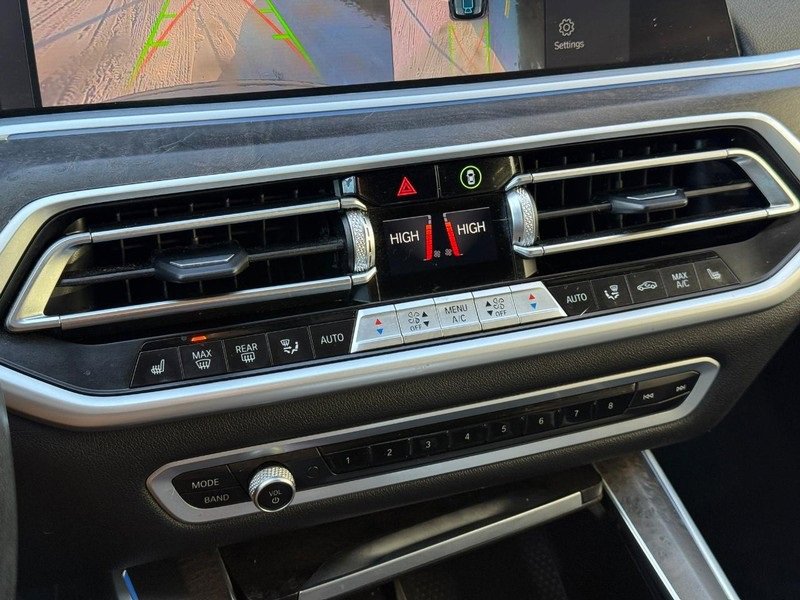 Used 2022 BMW X5 xDrive45e image 29