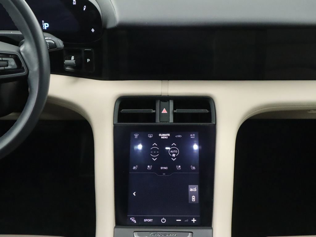 Used 2021 Porsche Taycan image 14