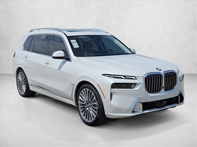 Used 2027 BMW X7 xDrive40i AWD/4WD image 6