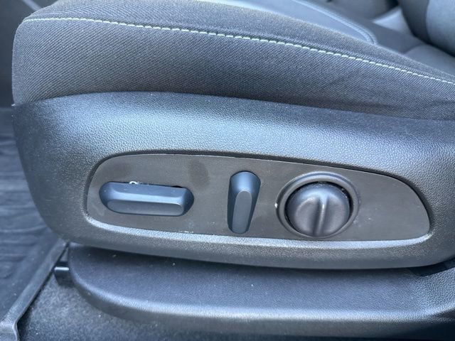 Used 2024 Chevrolet Blazer LT w/ Convenience Package image 11