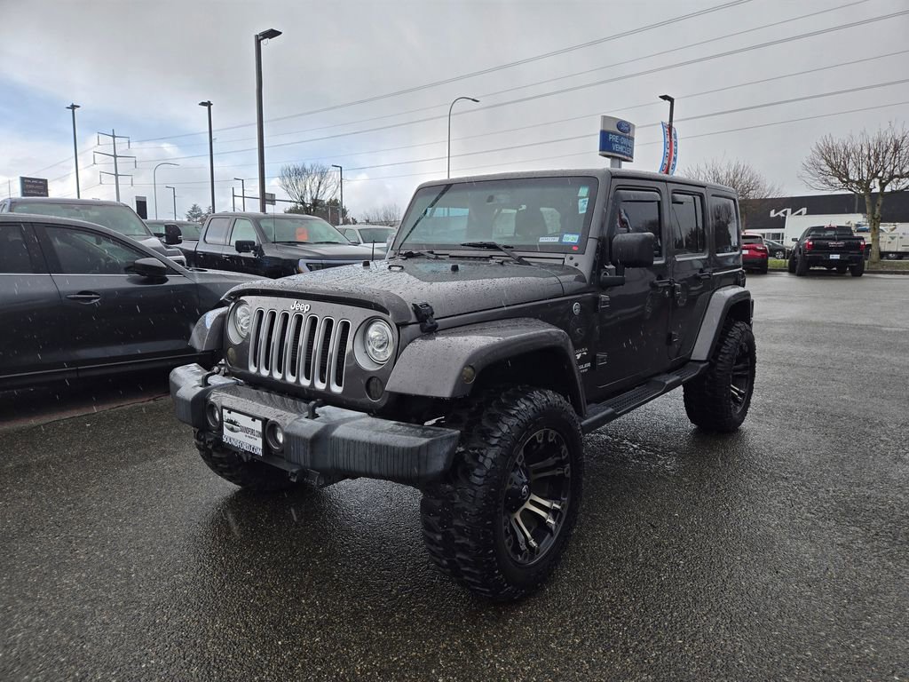 Used 2017 Jeep Wrangler Unlimited Sahara w/ Connectivity Group image 13