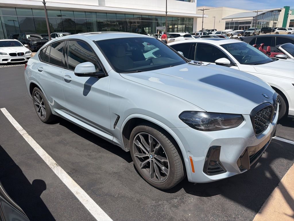 Certified 2024 BMW X4 xDrive30i w/ M Sport Package AWD/4WD image 3