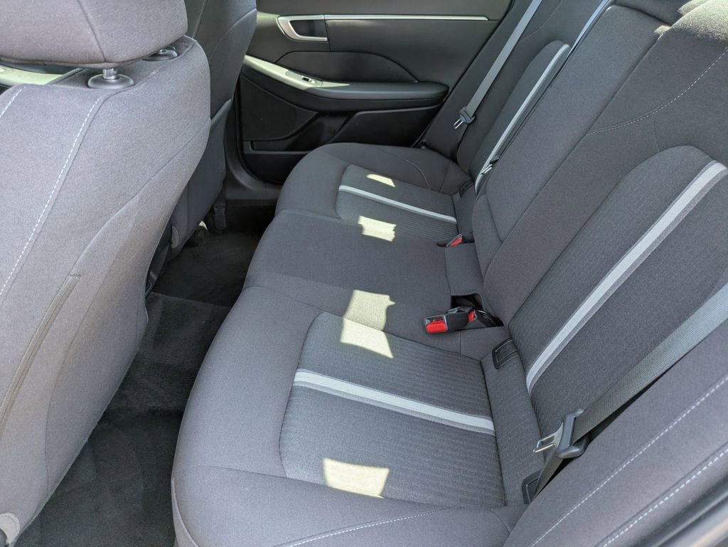 Used 2025 Hyundai Sonata SEL FWD image 27