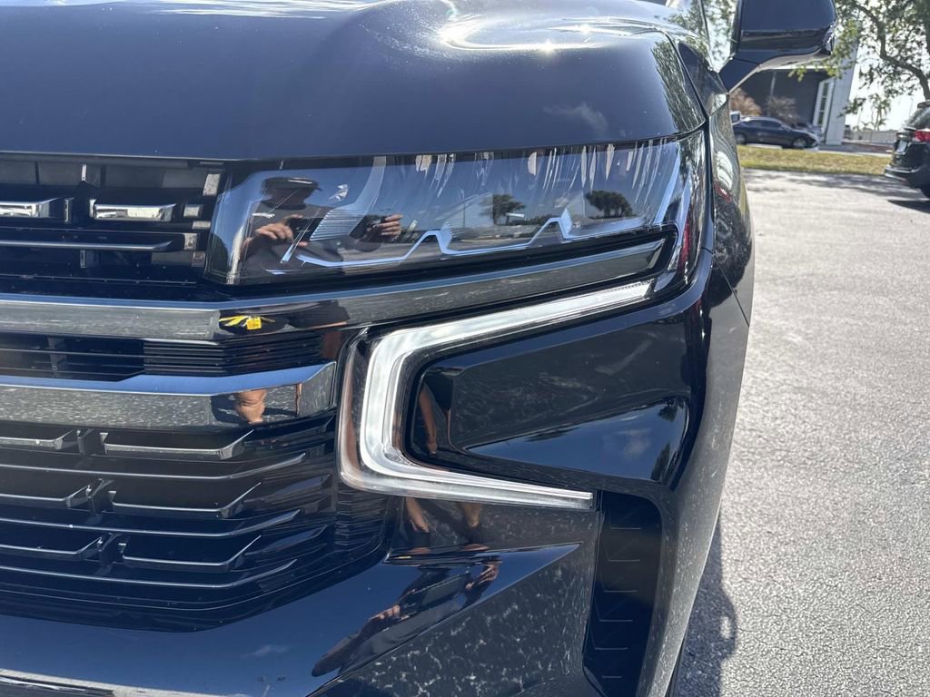 Used 2022 Chevrolet Tahoe RST w/ Luxury Package image 9