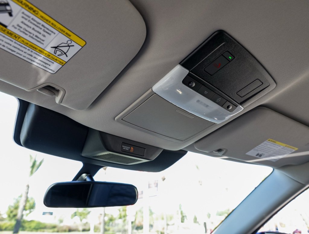 New 2025 Nissan Pathfinder SV image 32