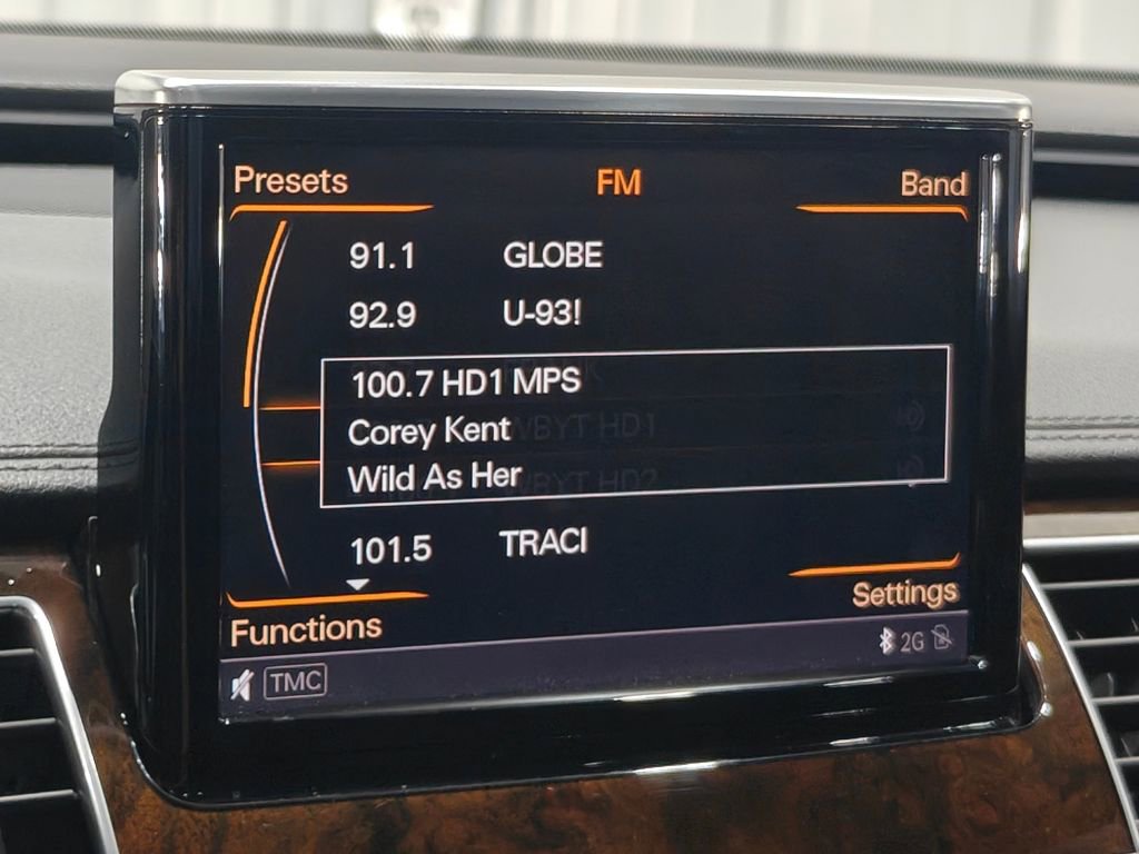 Used 2015 Audi A8 L 3.0T image 39