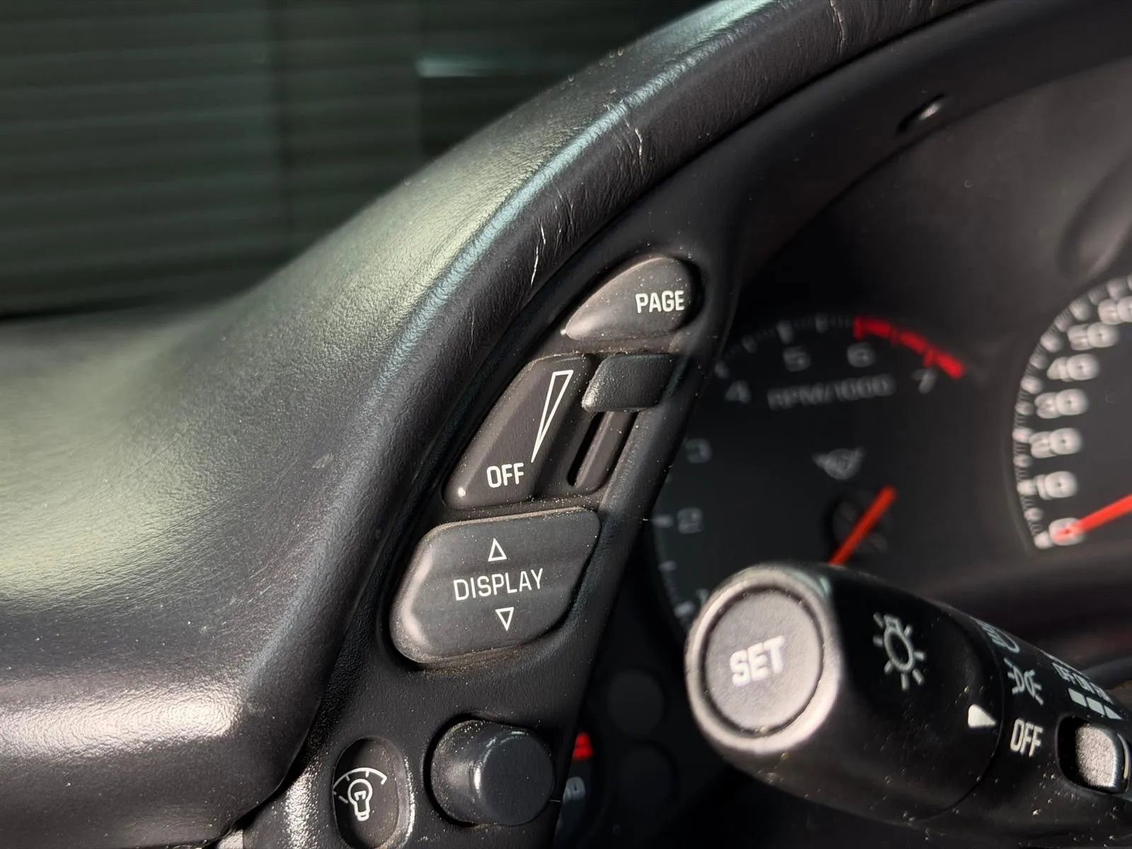 Used 2001 Chevrolet Corvette Convertible w/ Preferred Equipment Group2 RWD image 27