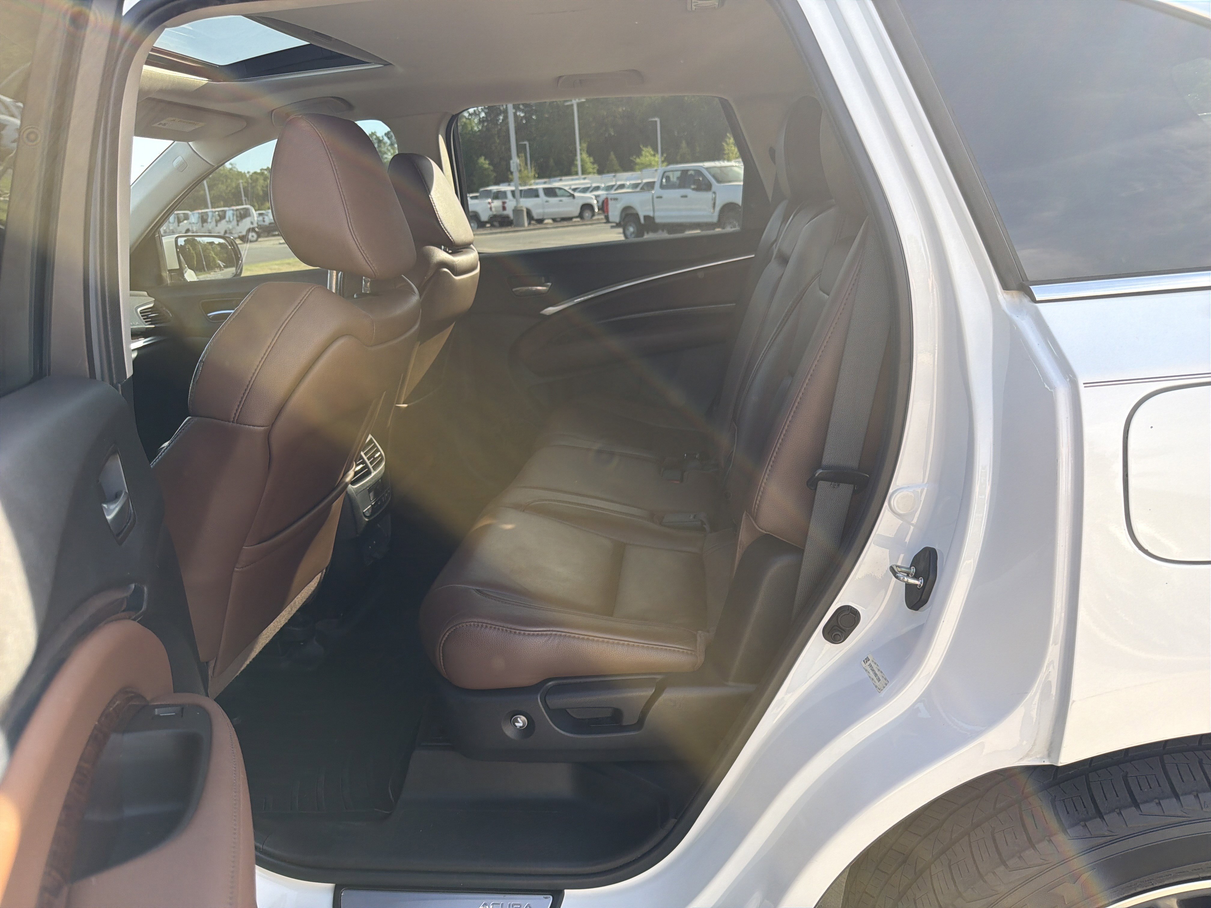 Certified 2017 Acura MDX SH-AWD w/ Technology Package image 33