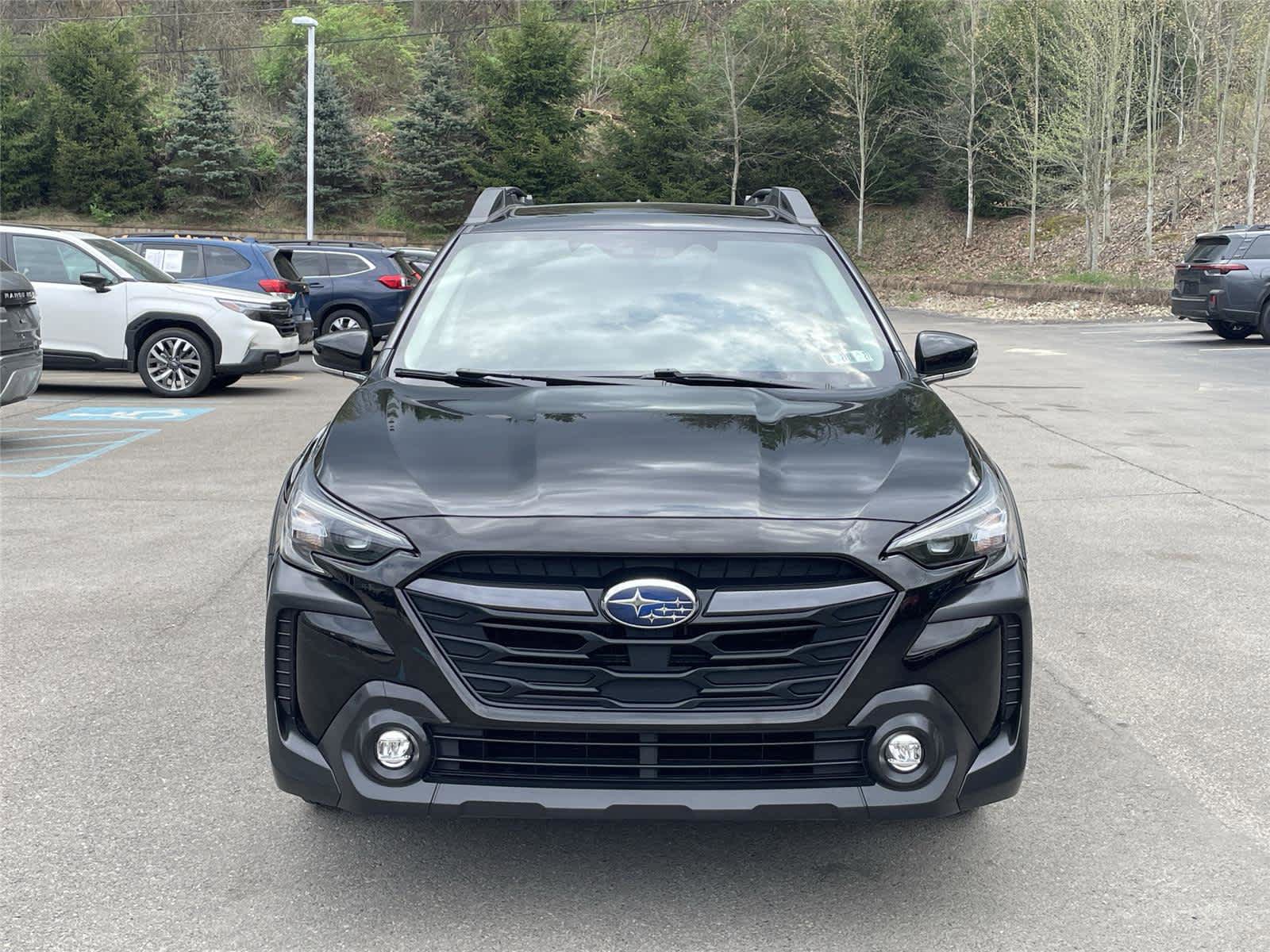 Certified 2025 Subaru Outback Premium AWD/4WD image 8