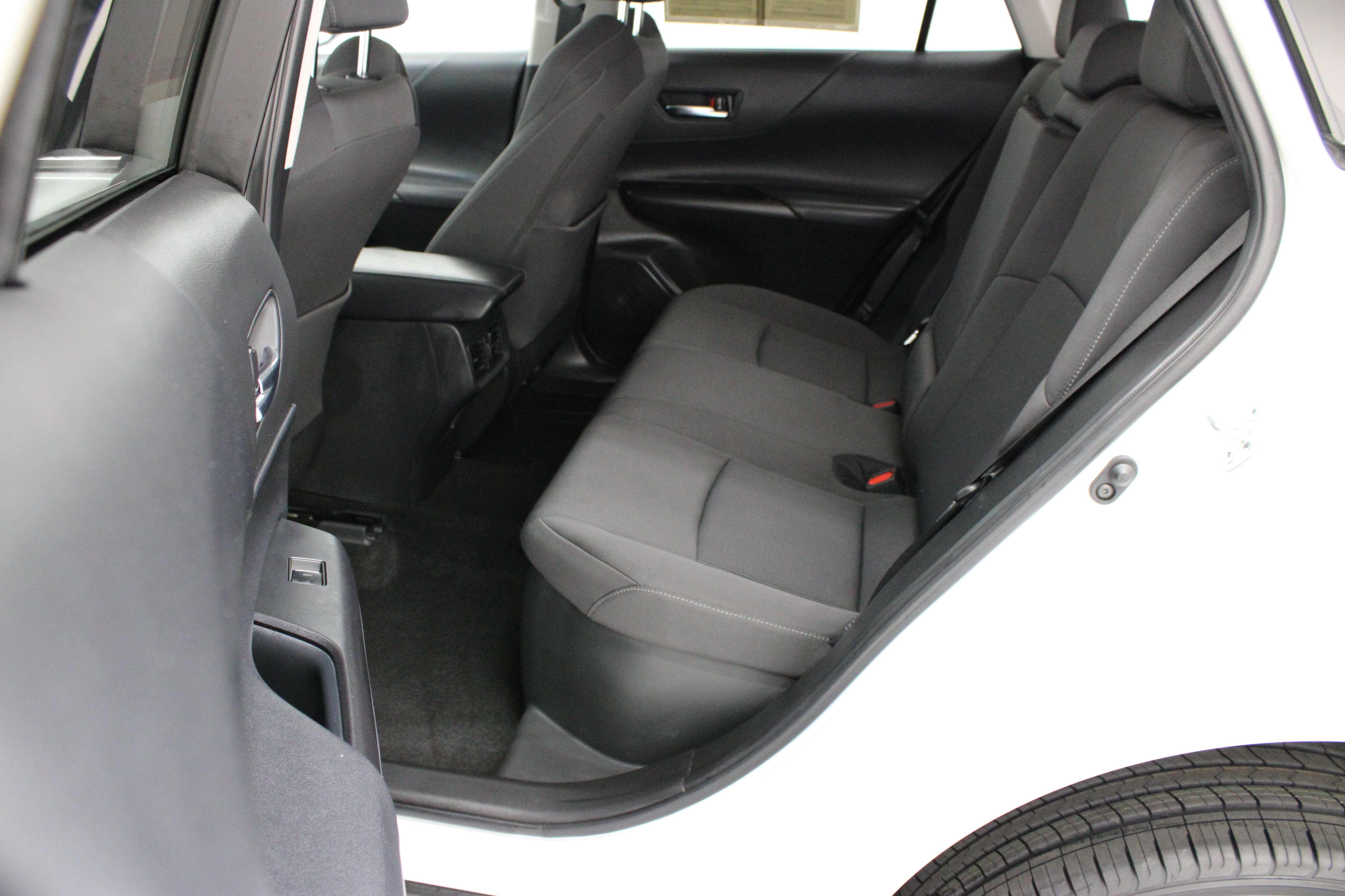Certified 2023 Toyota Venza LE AWD/4WD image 28