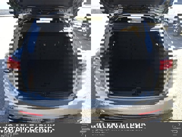 New 2025 Buick Envision Sport Touring image 9