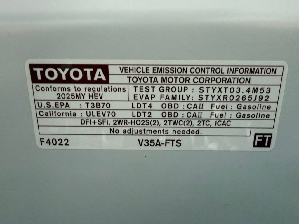 Used 2025 Toyota Sequoia SR5 image 42