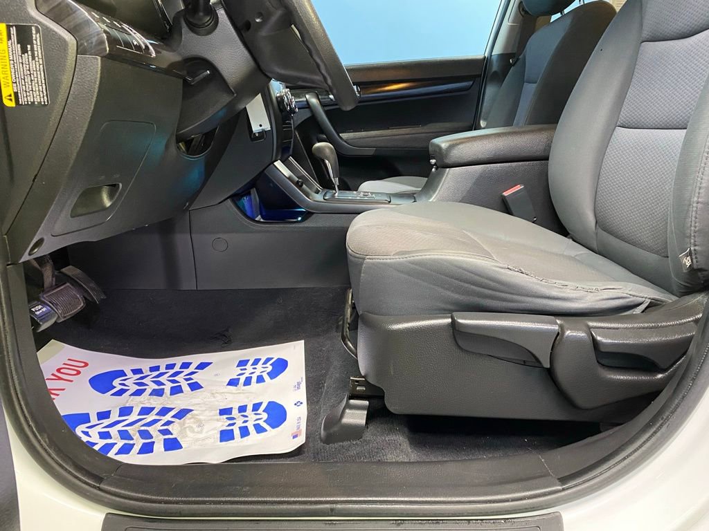 Used 2012 Kia Sorento LX image 14