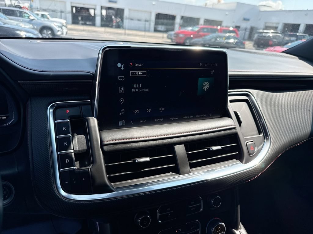 Used 2024 Chevrolet Tahoe RST w/ Luxury Package AWD/4WD image 15