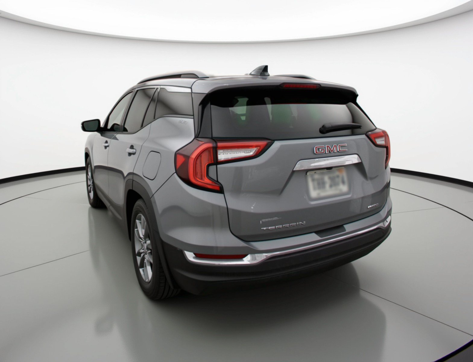 Used 2024 GMC Terrain SLT AWD/4WD image 6