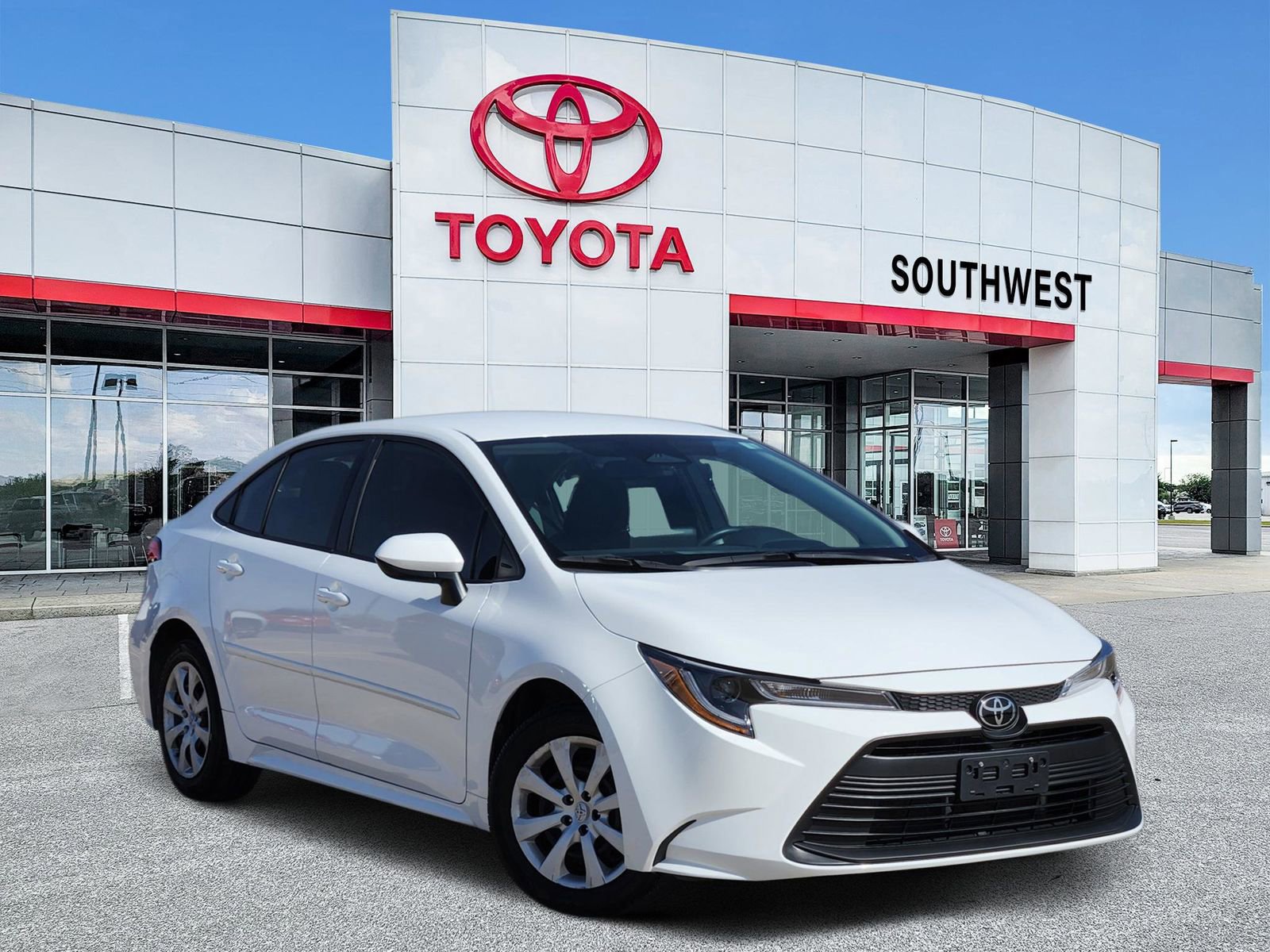 Used 2024 Toyota Corolla LE