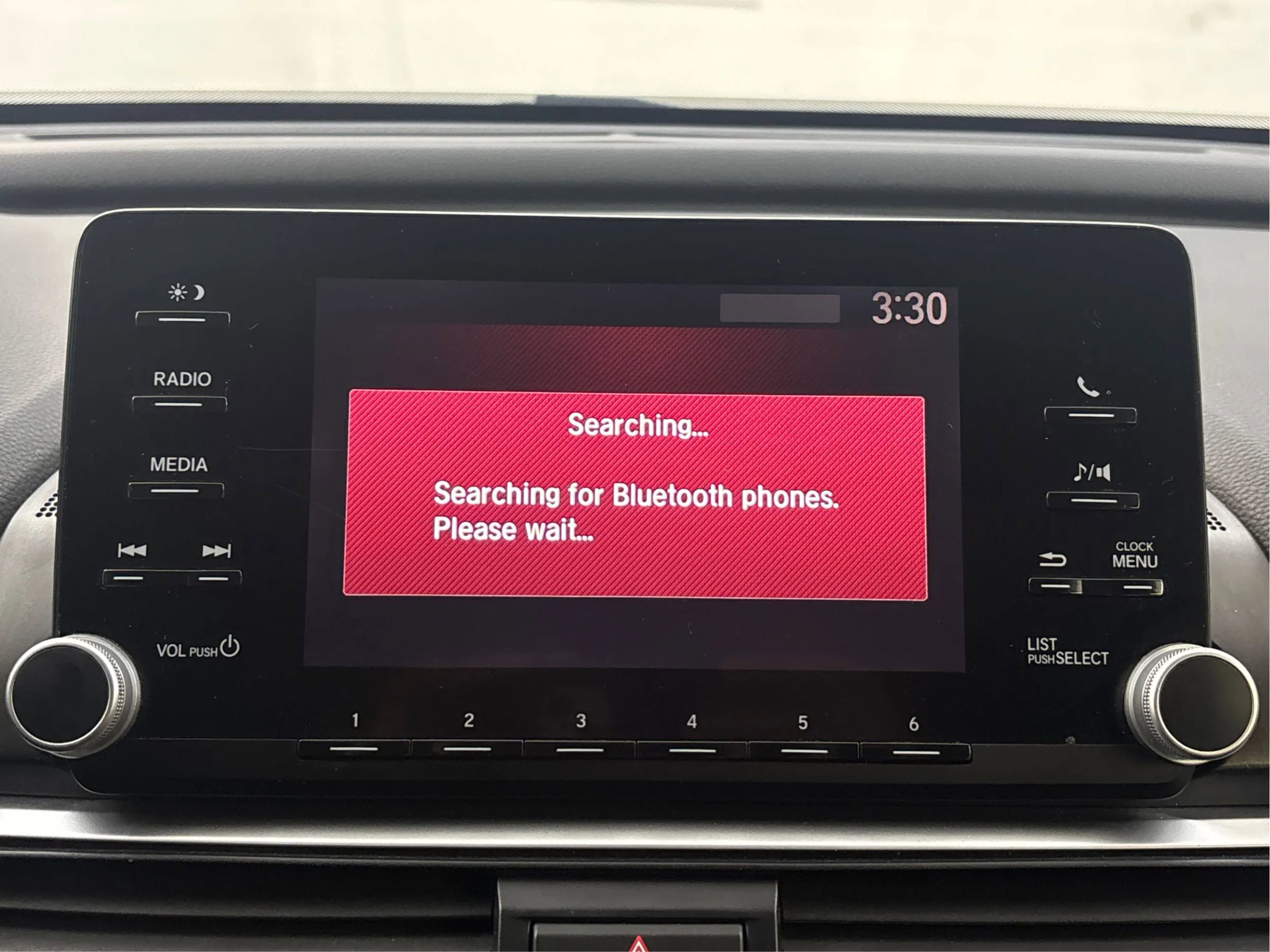 Used 2018 Honda Accord LX image 42