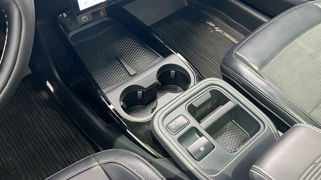 Certified 2025 Ford Mustang Mach-E GT w/ Interior Protection Package AWD/4WD image 17