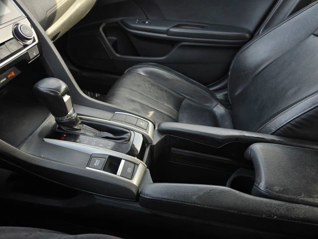 Used 2016 Honda Civic Touring image 29