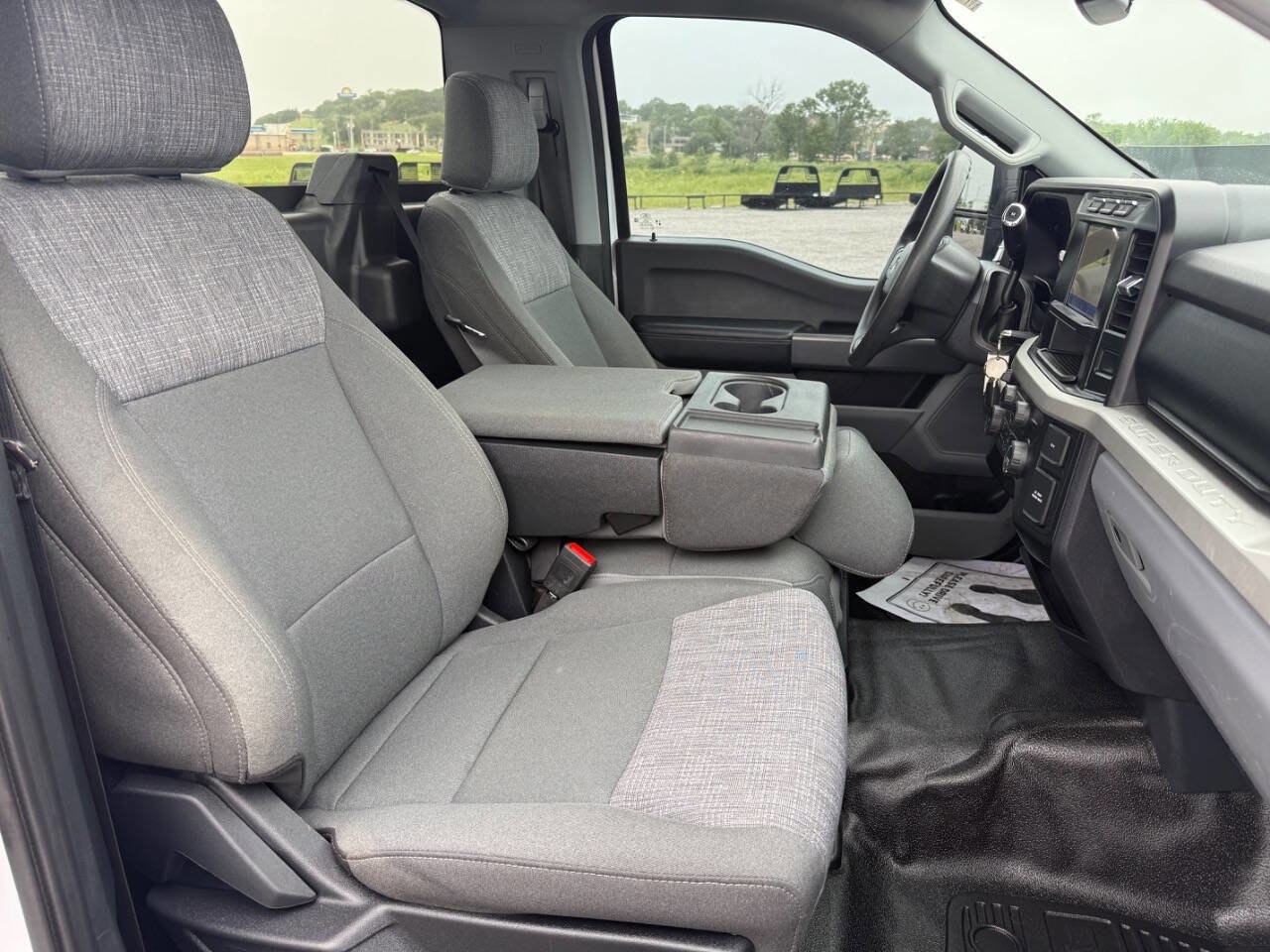 Used 2023 Ford F250 XLT AWD/4WD image 33
