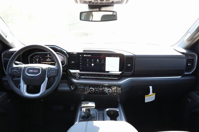 New 2026 GMC Sierra 1500 SLT image 11