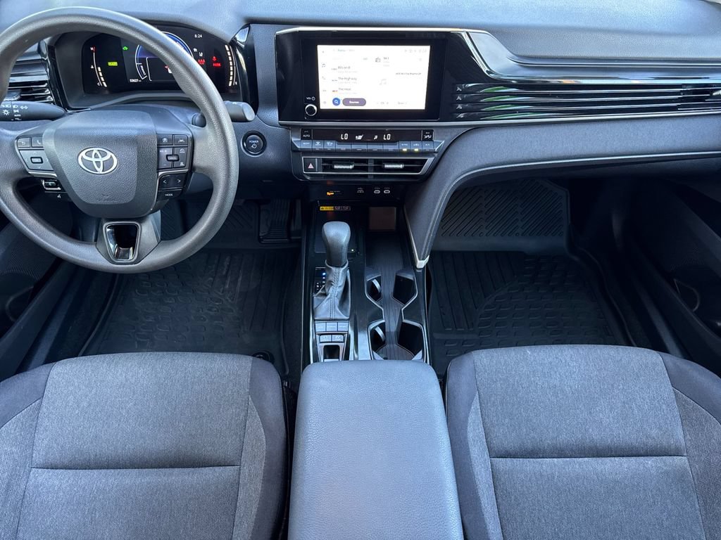 Used 2025 Toyota Camry LE FWD image 14