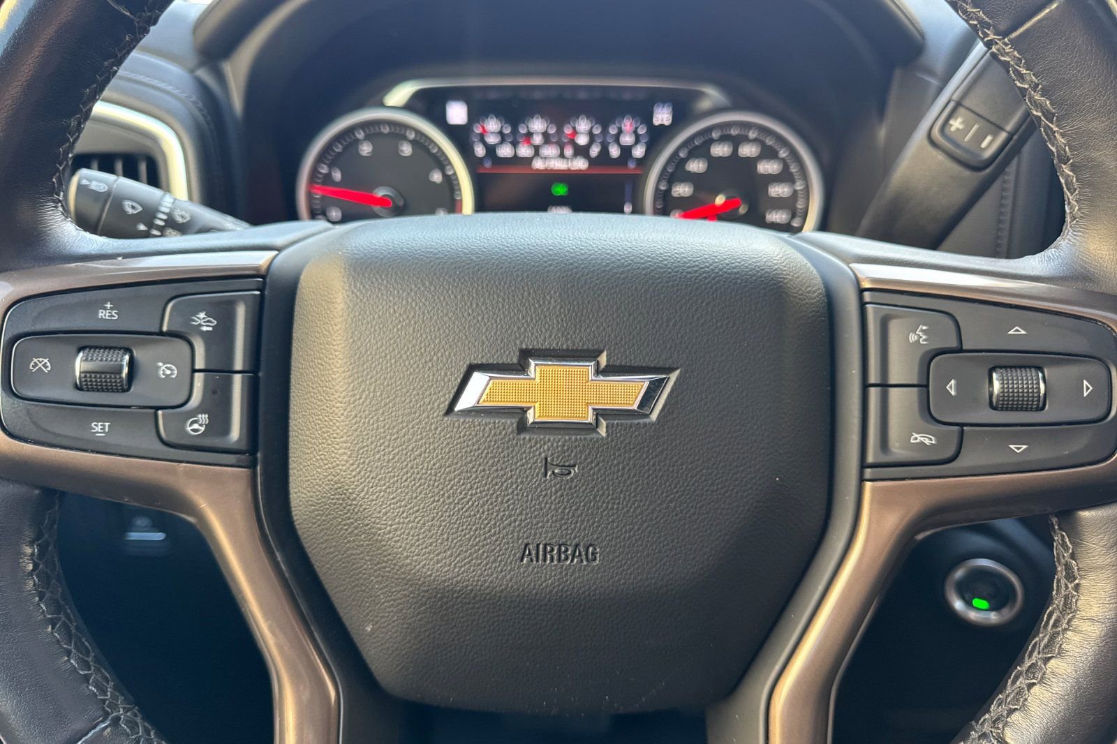 Used 2022 Chevrolet Silverado 3500 High Country w/ Safety Package II AWD/4WD image 27