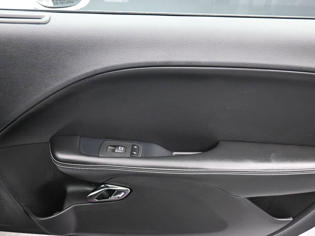 Used 2019 Dodge Challenger SRT Hellcat Redeye image 37