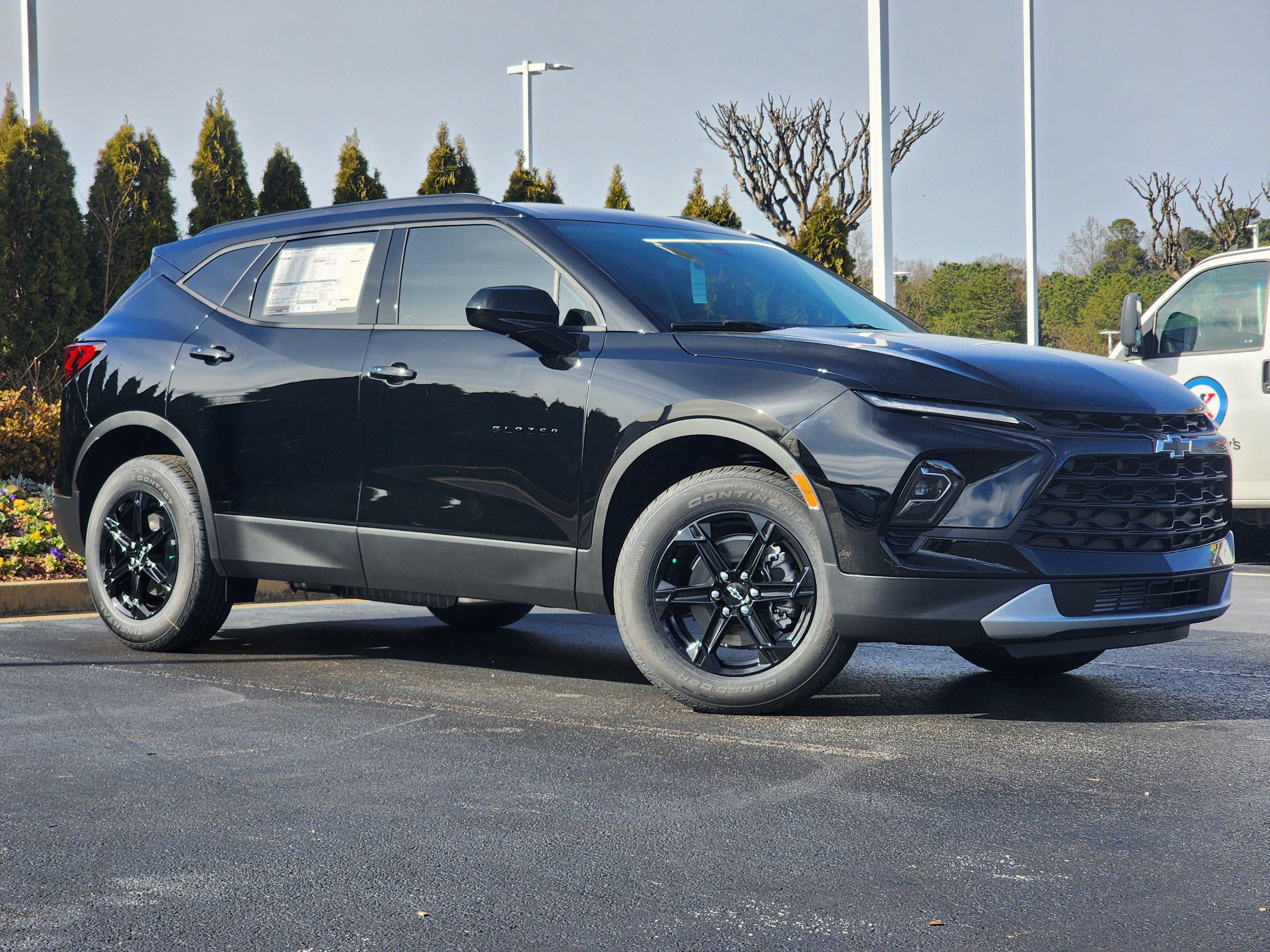 New 2026 Chevrolet Blazer LT w/ Convenience Package image 2