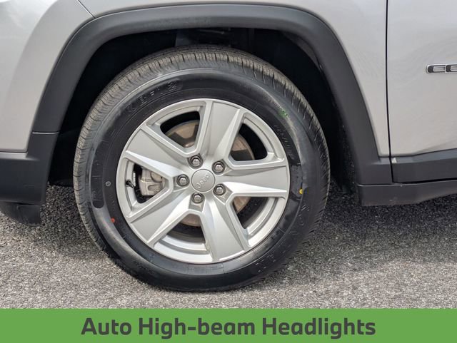 Used 2022 Jeep Compass Latitude image 14